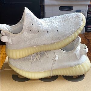 Yeezy Cream 350 size 7 *NO BOX*